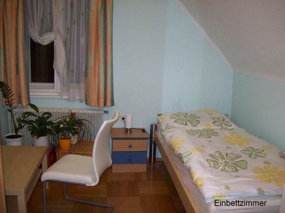 Riedl Gaestewohnung Klagenfurt am Woerthersee Luaran gambar