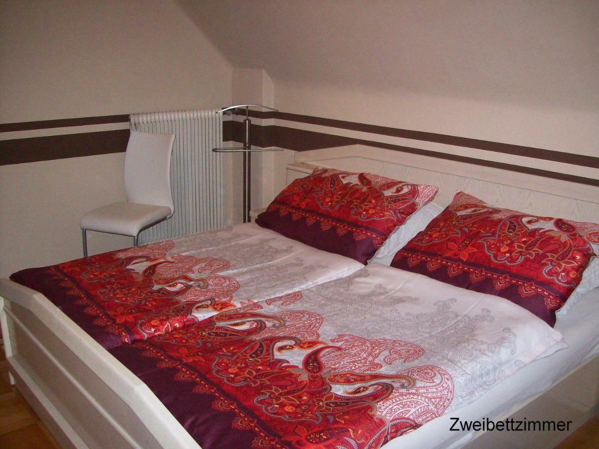 Riedl Gaestewohnung Klagenfurt am Woerthersee Luaran gambar